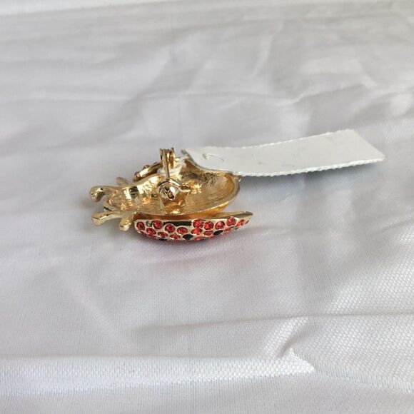 Cara Crystal Ladybug Pin (G1) - Picture 4 of 8
